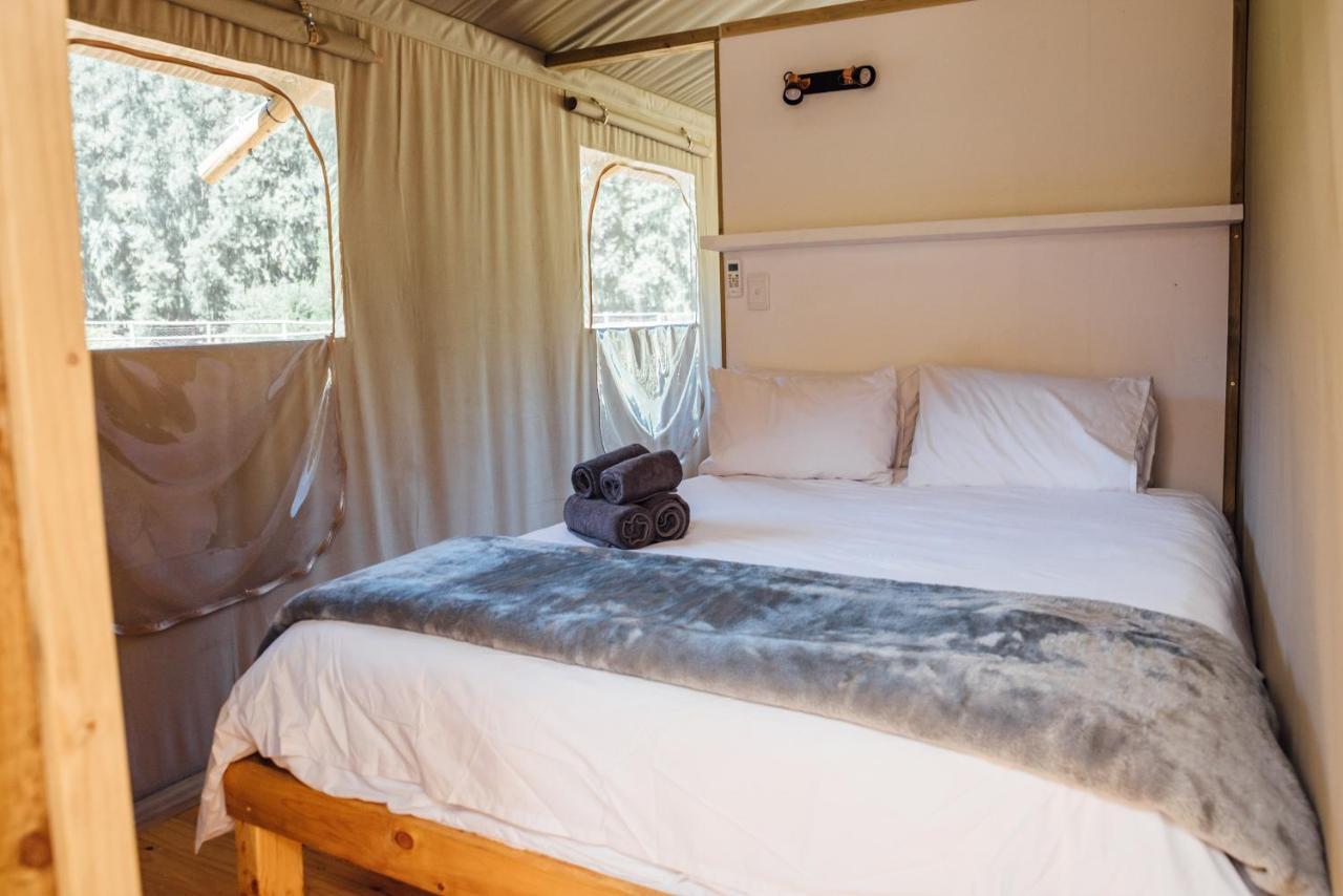 Villa Africamps At Pat Busch Robertson Esterno foto